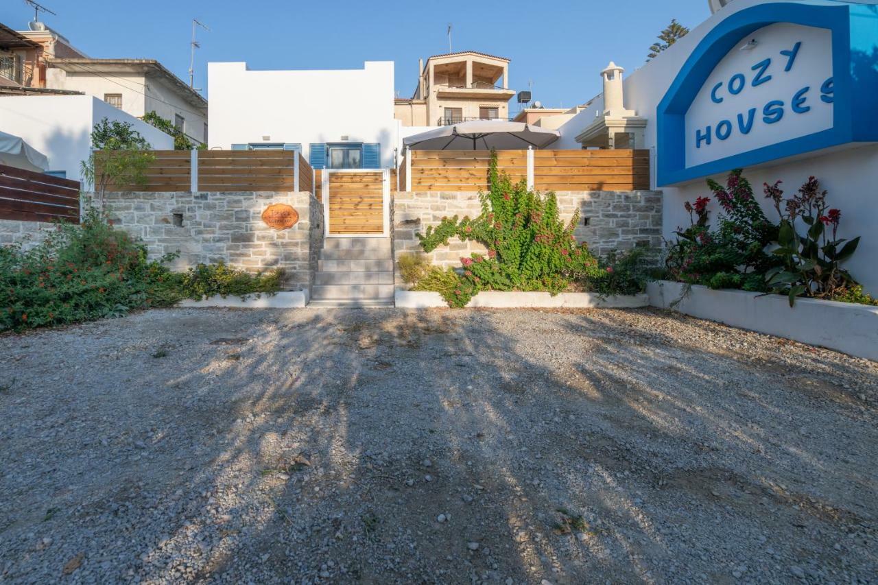 Villa Tanyas Cozy House Kamilari Exterior foto